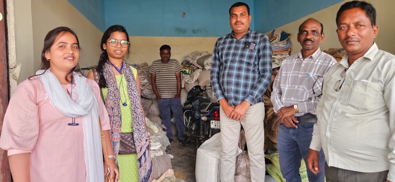 मंडी कर्मियों ने 126 क्विंटल अवैध धान किया जब्त..!