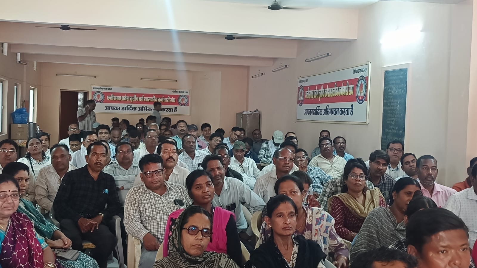 सुप्रीम कोर्ट का बड़ा फैसला: 582 पदोन्नतियां निरस्त, ग्रामीण कृषि विस्तार अधिकारियों में खुशी की लहर..!